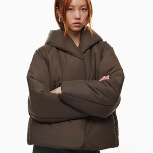 ARITZIA Babaton Chocolate Puffer Coat in brown